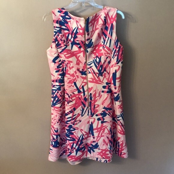 TAYLOR 12 SLEEVELESS WHITE PINK BLUE ABSTRACT PRINT MINI DRESS EMBROIDERED - Picture 6 of 9